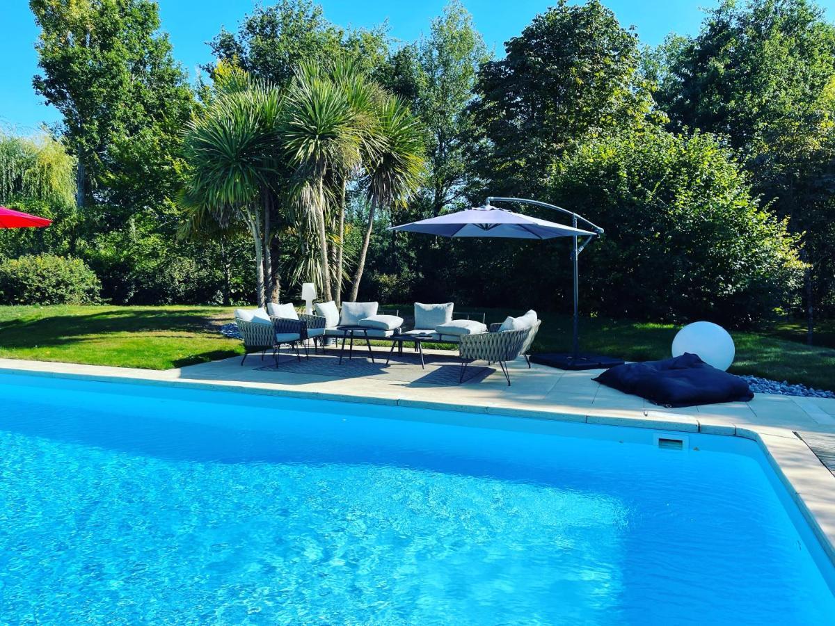 Les Arbres Rouges Bed & Breakfast Sucé Eksteriør bilde