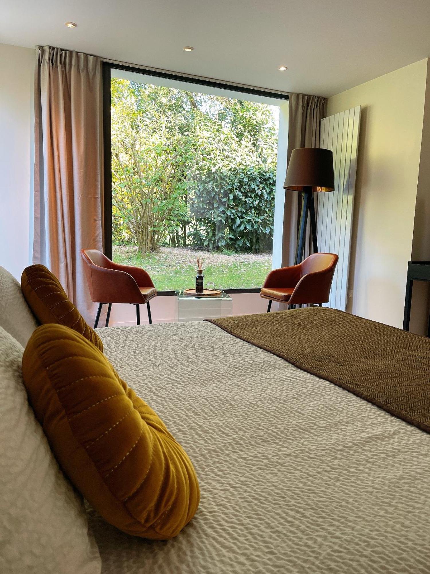 Les Arbres Rouges Bed & Breakfast Sucé Eksteriør bilde