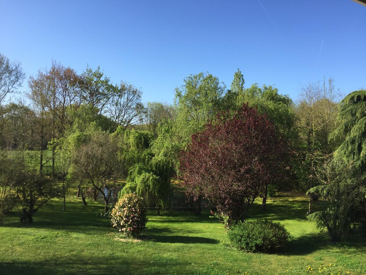 Les Arbres Rouges Bed & Breakfast Sucé Eksteriør bilde